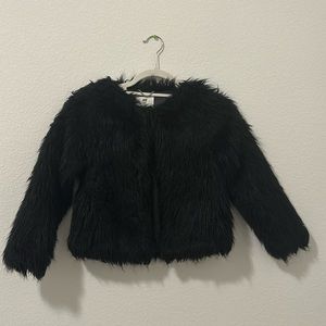 *DONATED* H&M Faux Fur Coat🛑